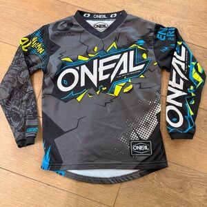 O’Neil grey long sleeved racing shirt Size Small